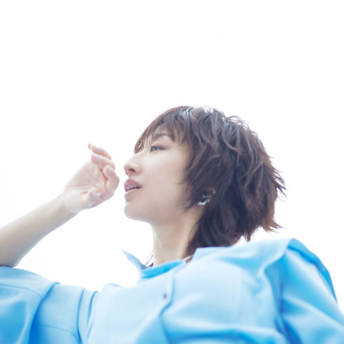 [Single] Ms.OOJA – 海を見てる (2019.06.21/MP3+Flac/RAR)