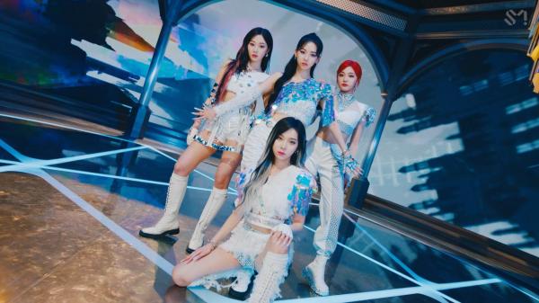 [MUSIC VIDEO] aespa (에스파) – Next Level (2021.05.17/MP4/RAR)