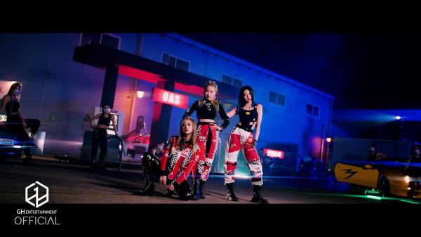 [MUSIC VIDEO] 3YE – STALKER (2021.04.01/MP4/RAR)