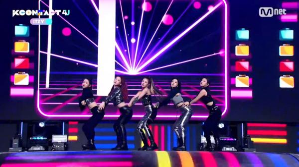 [TV-SHOW] KCON:TACT 4 U DAY 6 (2021.06.24) (WEBRIP)
