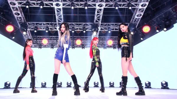 [MUSIC VIDEO] aespa (에스파) – Savage (2021.10.05/MP4/RAR)