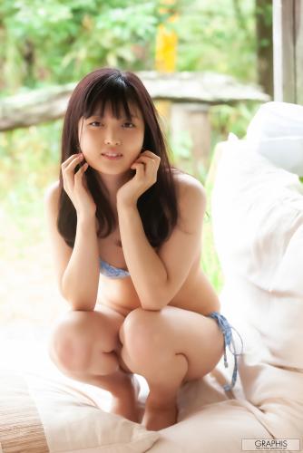 [Graphis] 2021-11-29 Mayu Horisawa 堀沢茉由 『 First Gravure 』 SET 03 [20P32.2 Mb]