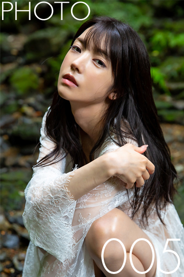 [Graphis] Gals – Karen Kaede 楓カレン Tropical Tour! vol.1-5