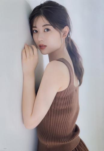 [雑誌] UTB – 2021.08 (アップトゥボーイ 2021年8月号) Iwamoto Renka 岩本蓮加,