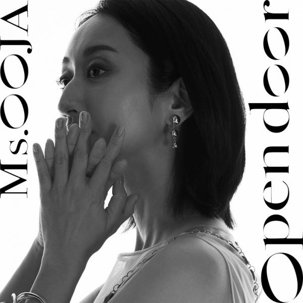 [Single] Ms.OOJA – Open door (2022.01.16/MP3+Flac/RAR)