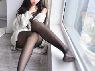 [COSPLAY] 雪琪SAMA – NO.03 毛衣少女 [34P-53MB]