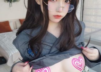 [COSPLAY] 女主K 沉默的学姐