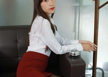 IESS 异思趣向 模特 美子 红底朝天 [91P]