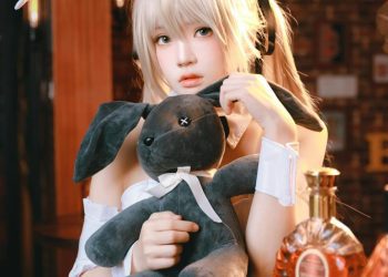 Cosplay 雪晴Astra 灰丝小护士 [104P]