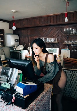 [Loozy] Bambi (밤비): Cafe Alba (Update HQ)