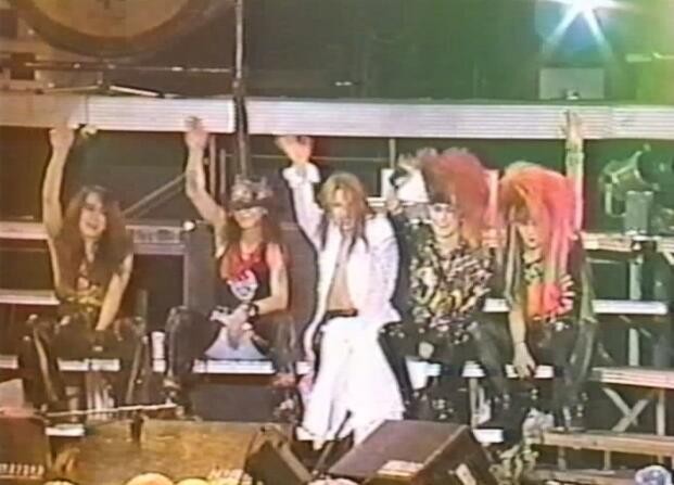 [TV-SHOW] X JAPAN – 破滅に向かって 1992.1.7 TOKYO DOME LIVE (Bootleg Version) (1992.01.07) (DVDVOB)
