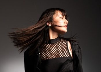 [Single] 鈴木瑛美子 (Emiko Suzuki) – Over and over [FLAC / WEB] [2023.03.08]