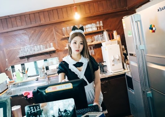 [Loozy] Bomi (보미): Maid Cafe (+S.Ver)