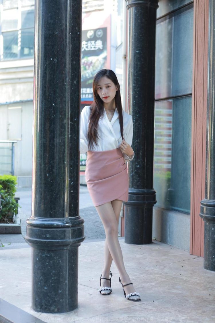IESS异思趣向 美子 街角的爱人 [88P]