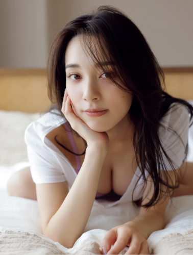 [雑誌] FRIDAY 2023.04.19 都丸紗也華 磨かれるFカップ