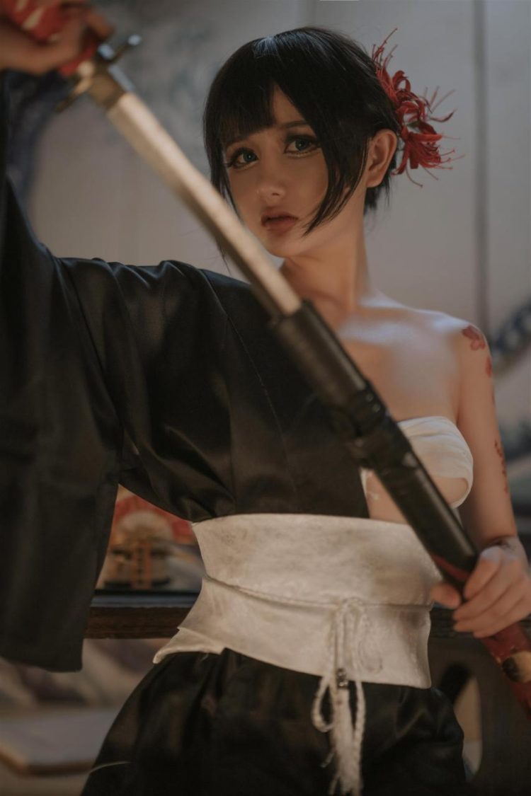 Cosplay 蛋蛋 黑帮大小姐 [38P]