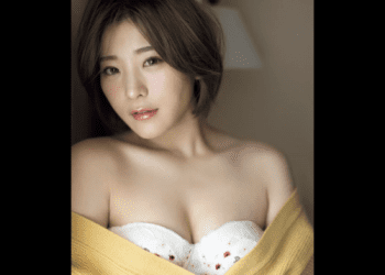 [雑誌] FRIDAY 2023.02.16 大人気 YouTuber こなん スイートルームで美BODY解禁