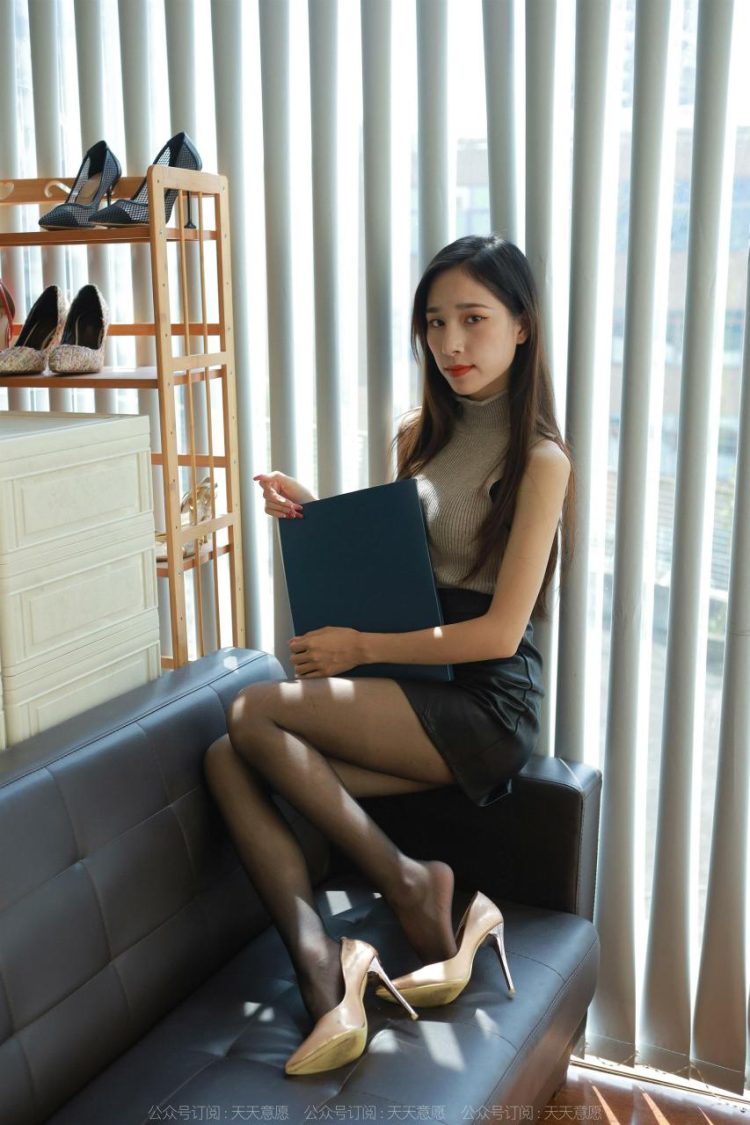 IESS异思趣向 红龙 嘿丝合同 [91P]