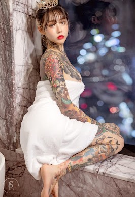 SAINT Photolife – YoKo: Vol.05 Bubbles