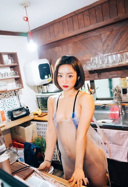 [Loozy] Booty Queen: Vinyl Aprons (+S.Ver)